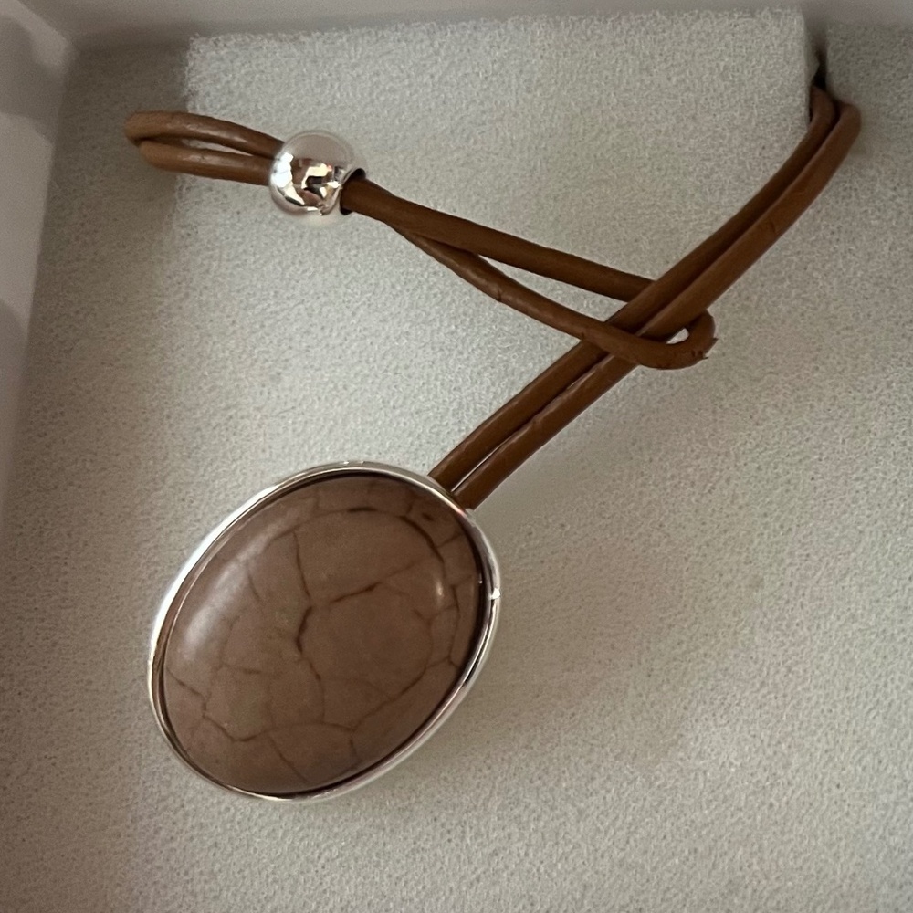 Heaven Mayhem Valentina Necklace Khaki